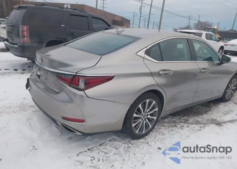 2019 Lexus Es 350 z USA, uszkodzony, nr VIN 58ABZ1B15KU045574